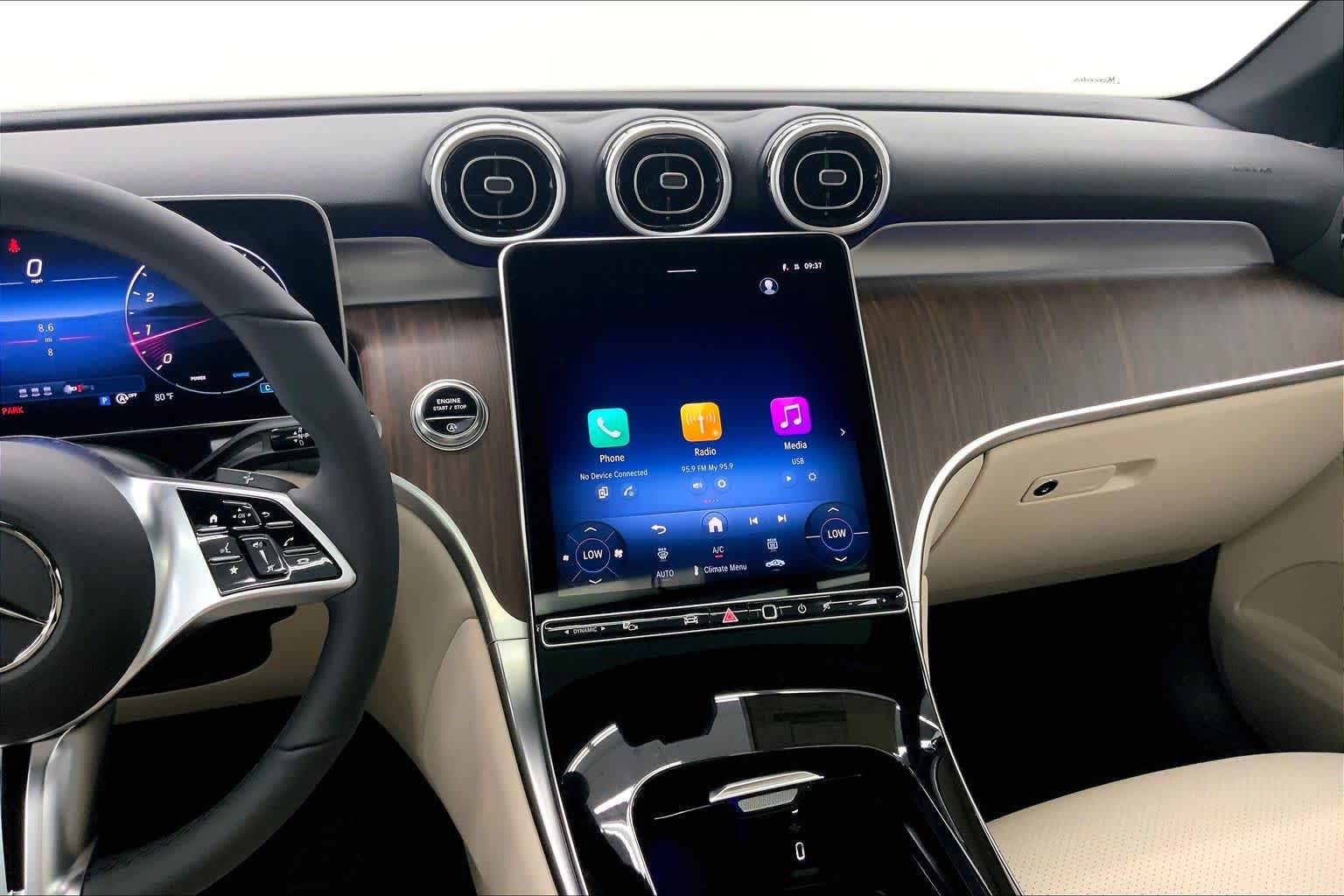 2026 Mercedes-Benz GLC 300 SUV