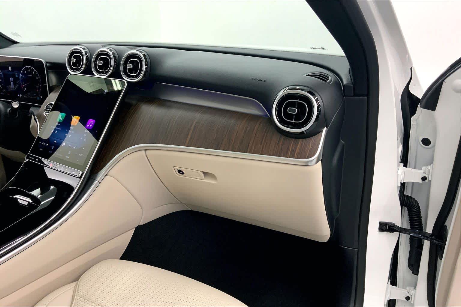 2026 Mercedes-Benz GLC 300 SUV