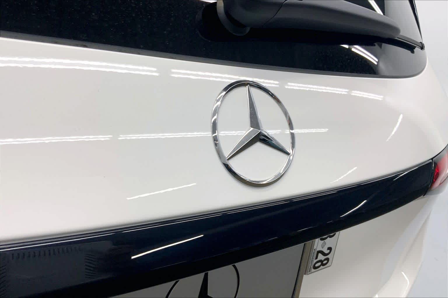 2027 Mercedes-Benz GLC 300 SUV
