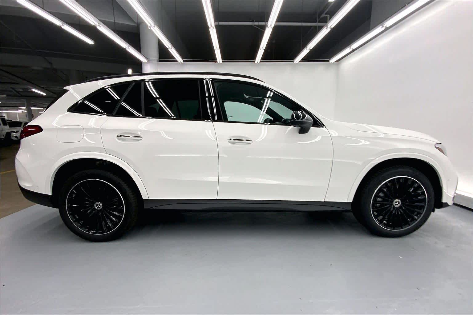 2027 Mercedes-Benz GLC 300 SUV