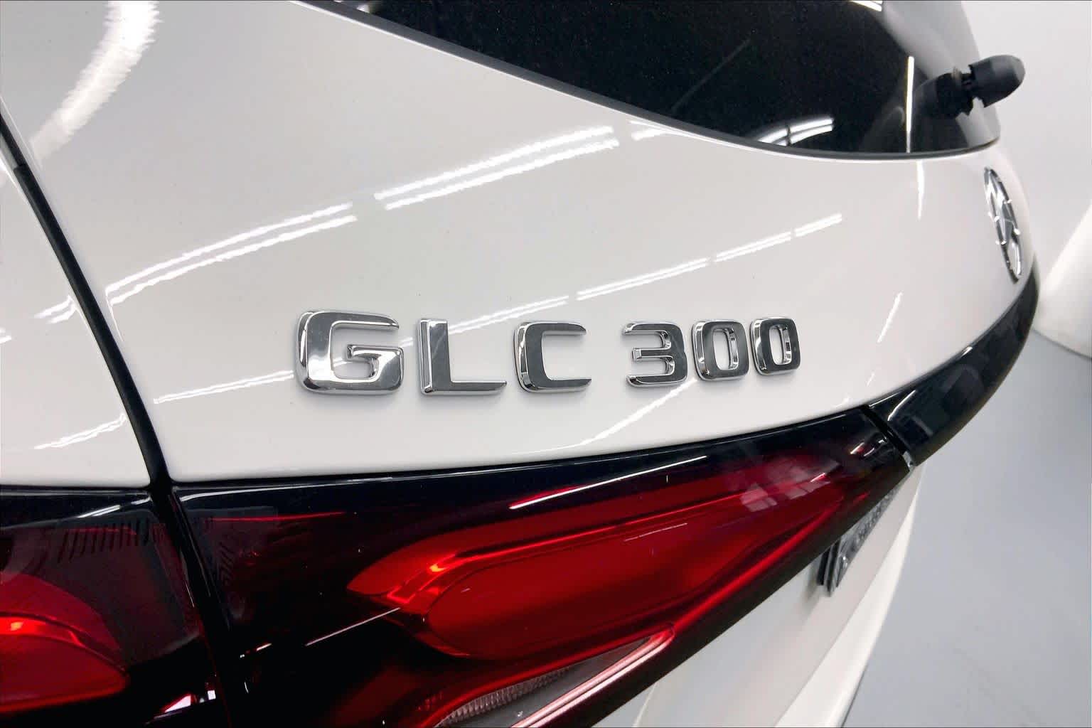 2027 Mercedes-Benz GLC 300 SUV