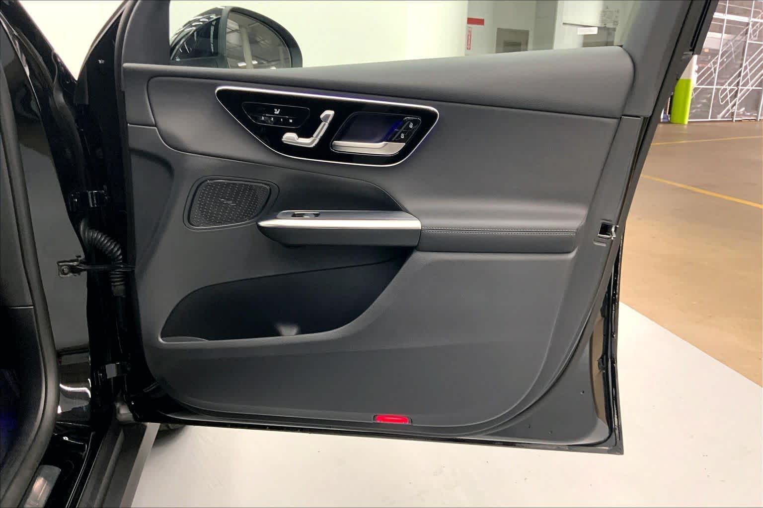 2025 Mercedes-Benz GLC GLC 300