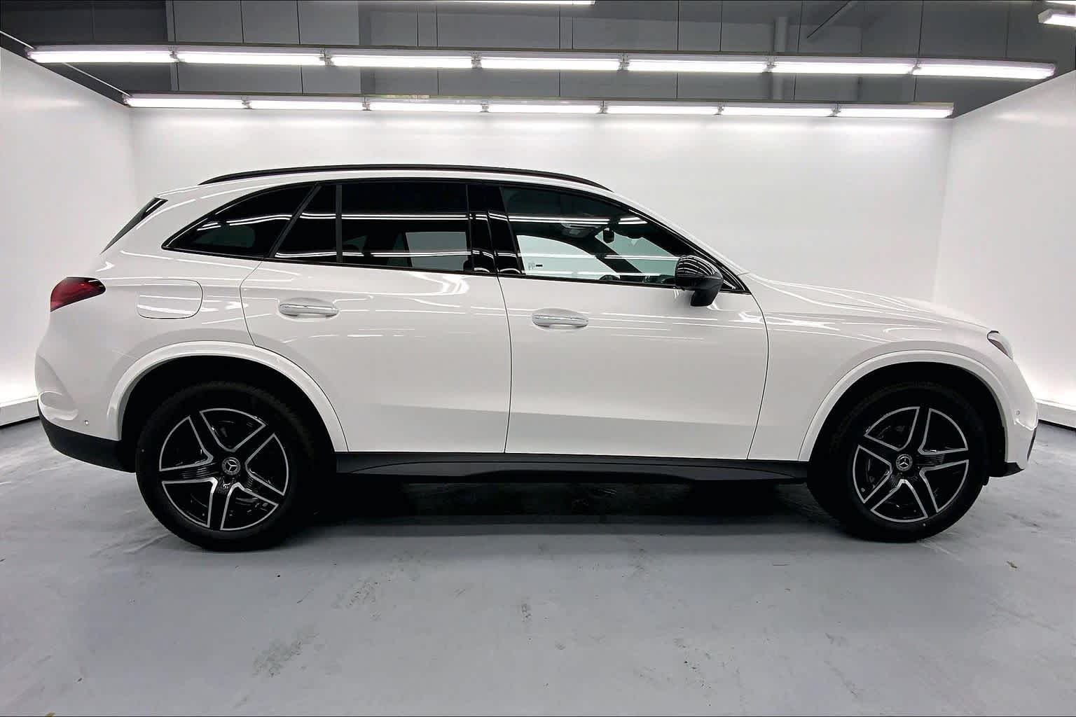 2026 Mercedes-Benz GLC 300 SUV