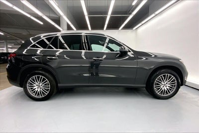 2026 Mercedes-Benz GLC 300 SUV