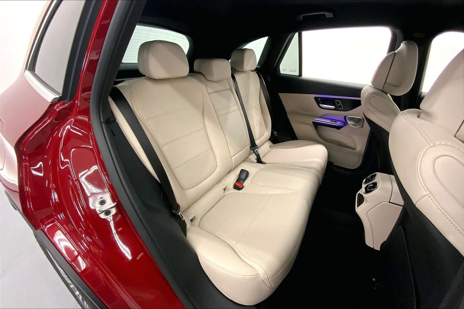 2026 Mercedes-Benz GLC 300 SUV