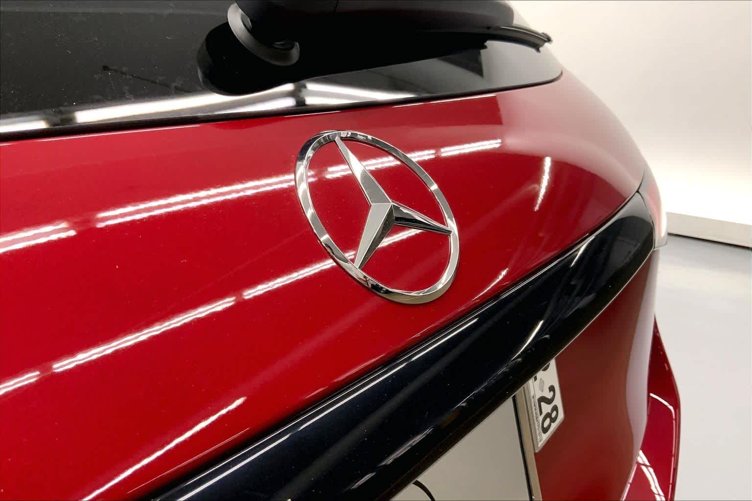 2026 Mercedes-Benz GLC 300 SUV