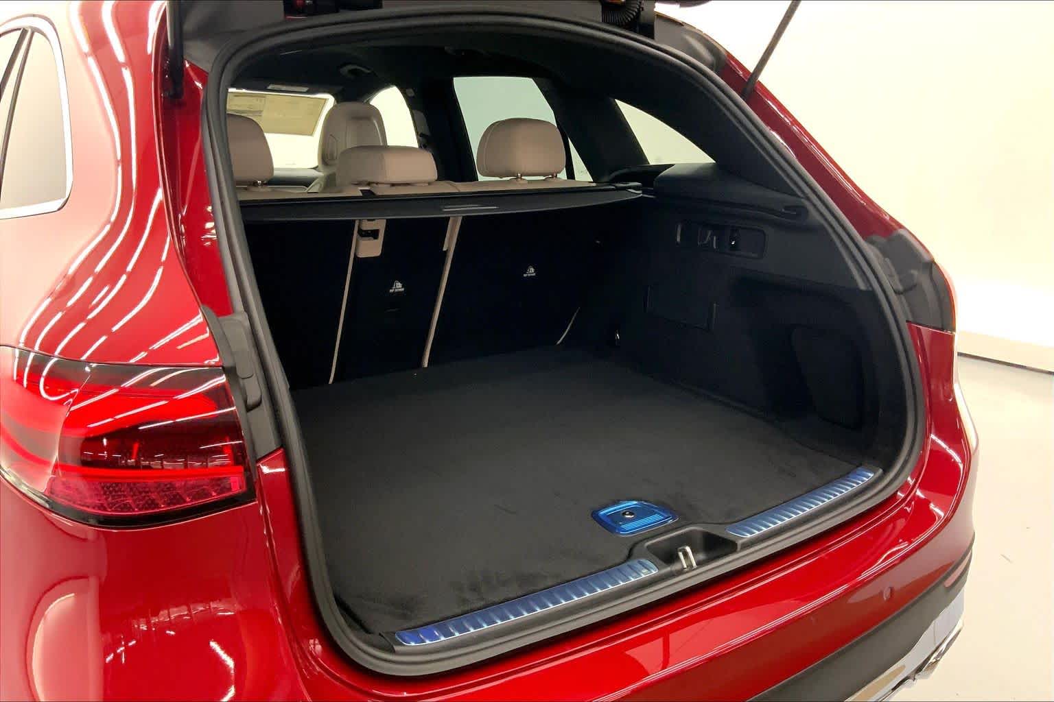 2026 Mercedes-Benz GLC 300 SUV