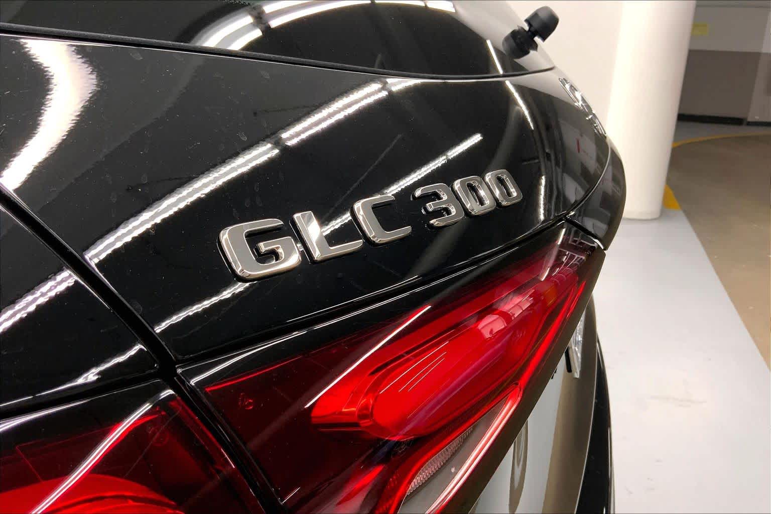 2026 Mercedes-Benz GLC 300 SUV