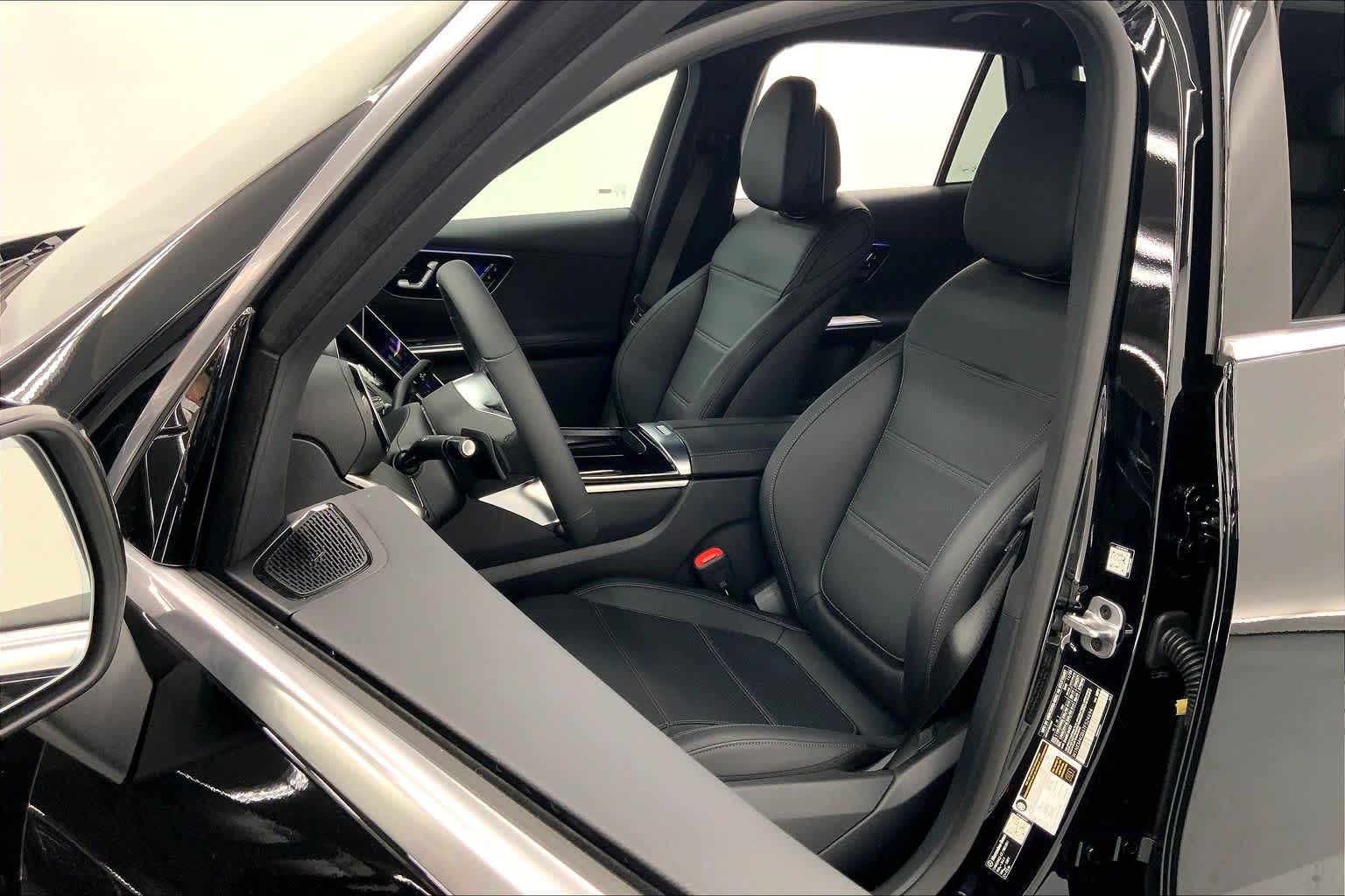 2026 Mercedes-Benz GLC 300 SUV