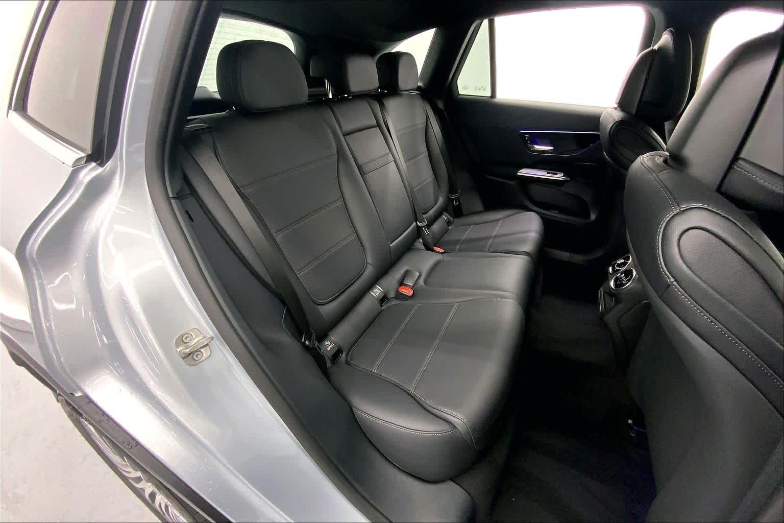 2027 Mercedes-Benz GLC 300 SUV