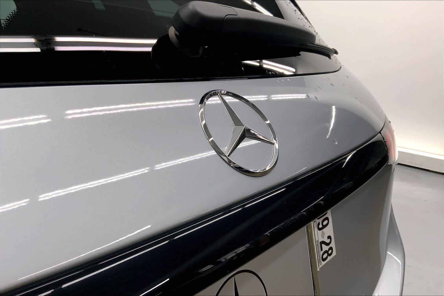 2027 Mercedes-Benz GLC 300 SUV