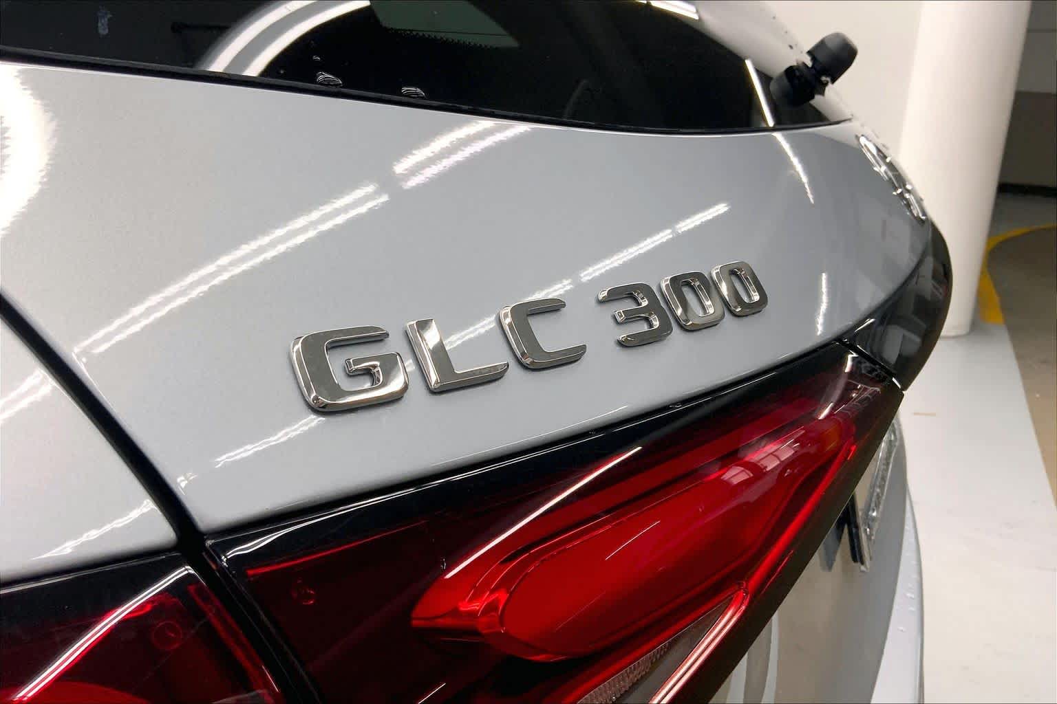 2027 Mercedes-Benz GLC 300 SUV