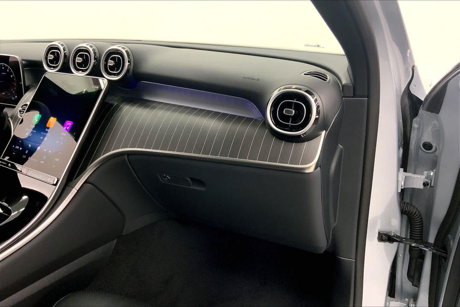 2027 Mercedes-Benz GLC 300 SUV