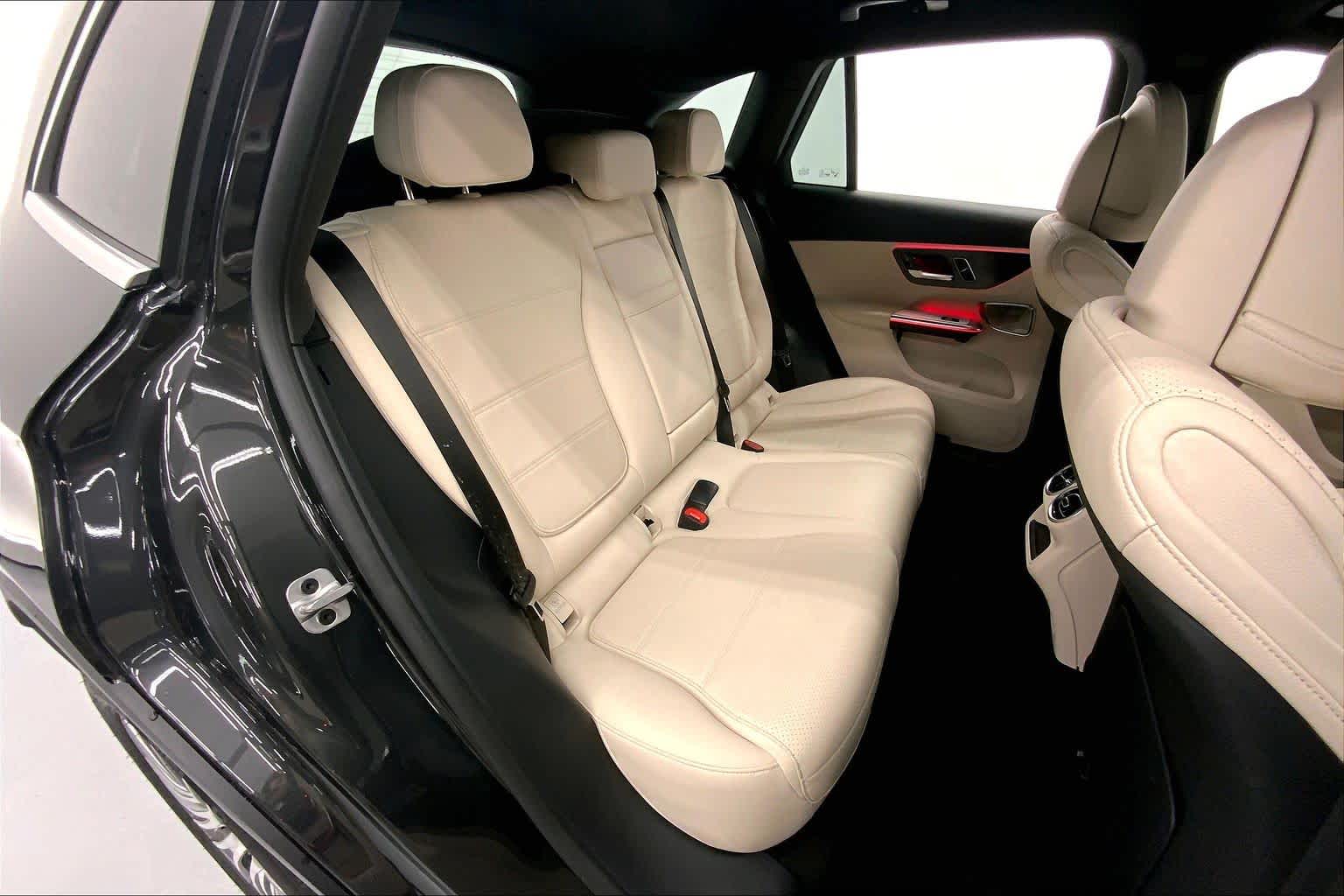 2026 Mercedes-Benz GLC 300 SUV