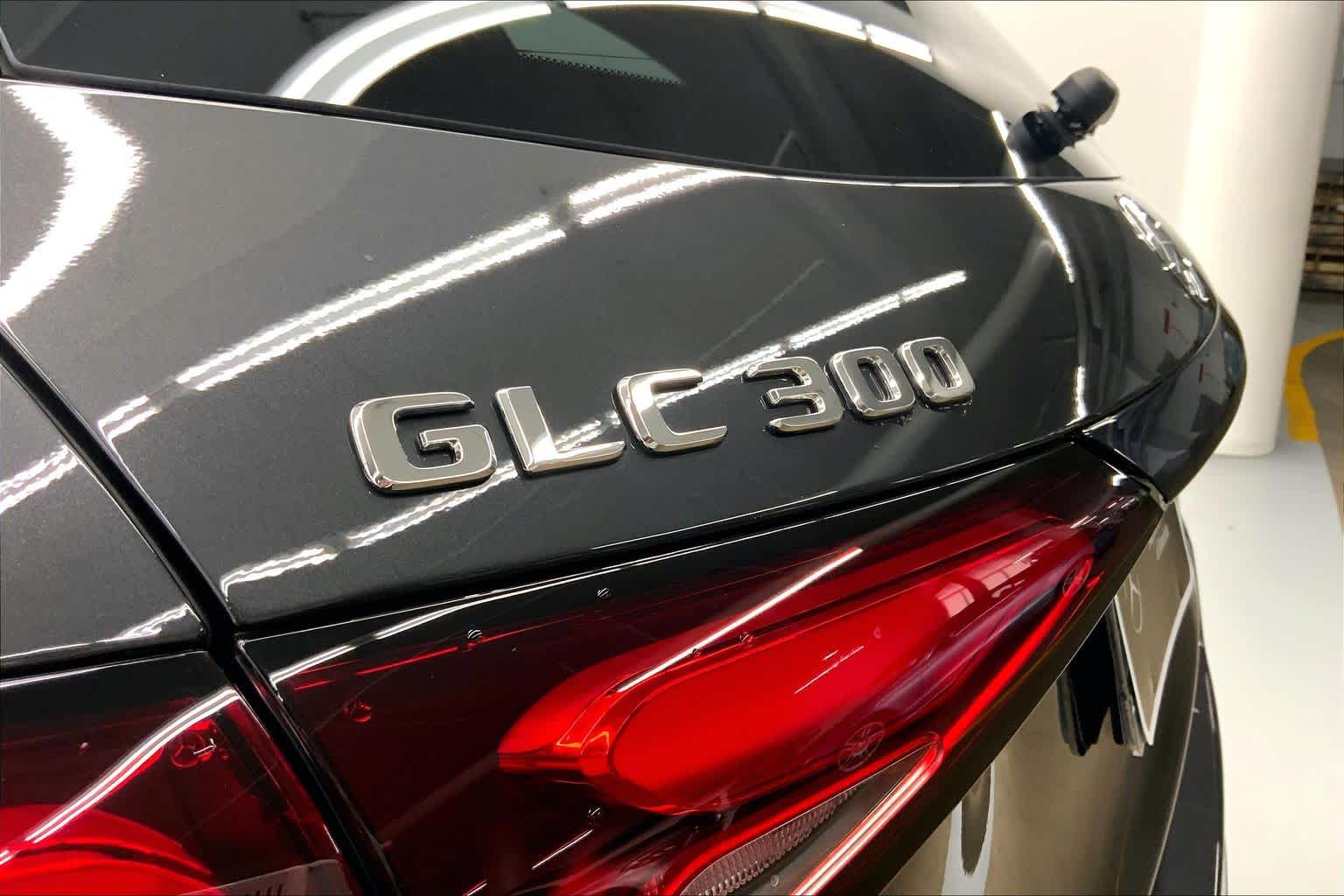 2026 Mercedes-Benz GLC 300 SUV