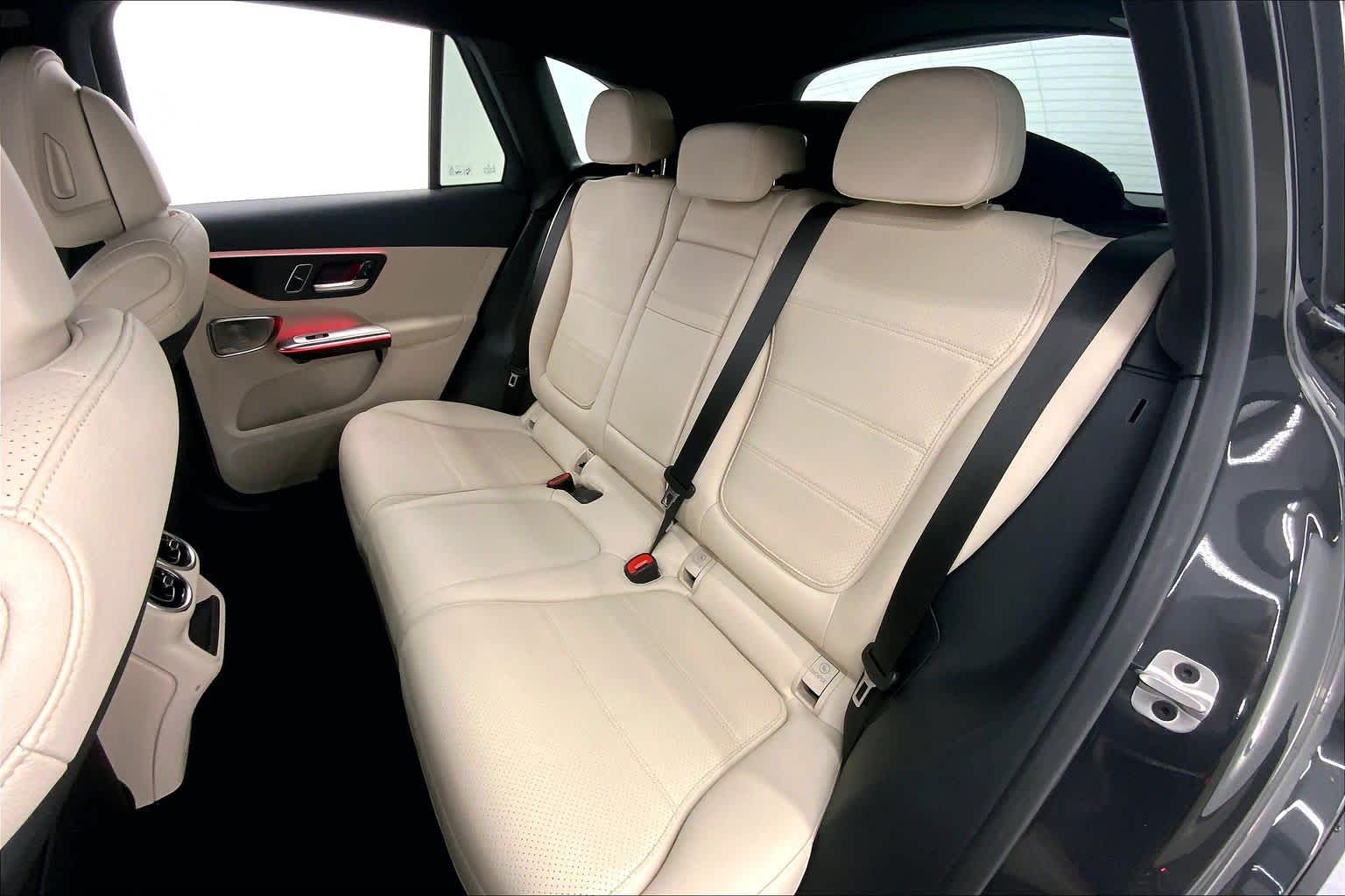 2026 Mercedes-Benz GLC 300 SUV