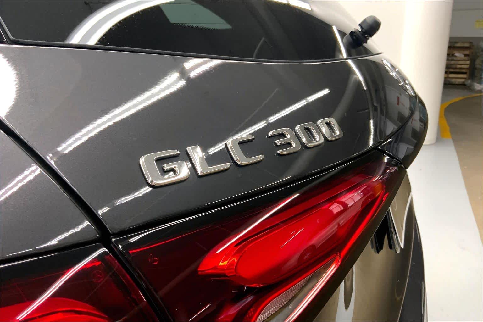 2026 Mercedes-Benz GLC 300 SUV