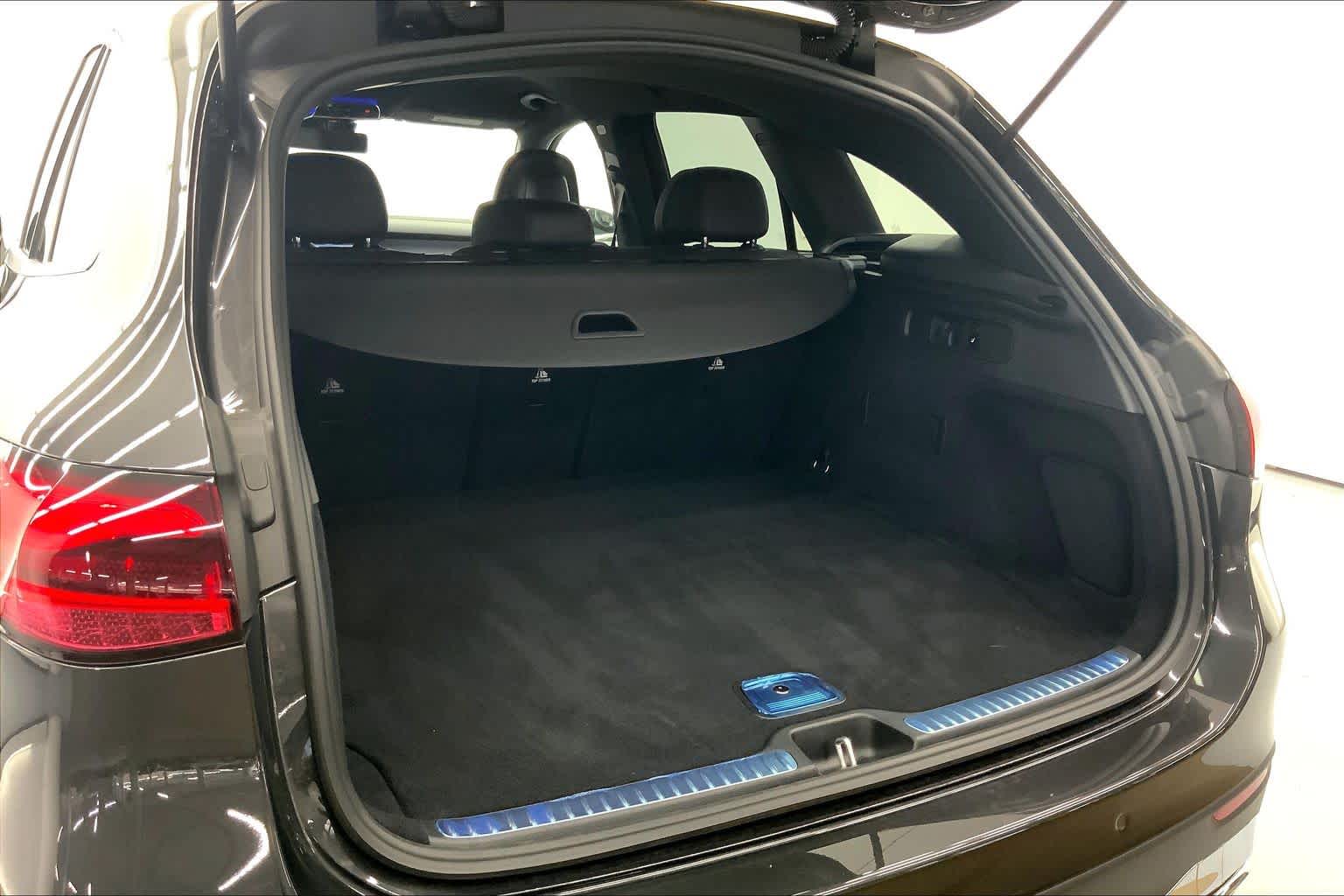 2026 Mercedes-Benz GLC 300 SUV