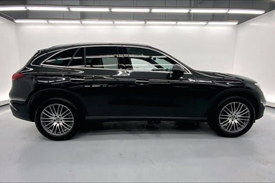 2026 Mercedes-Benz GLC 300 SUV
