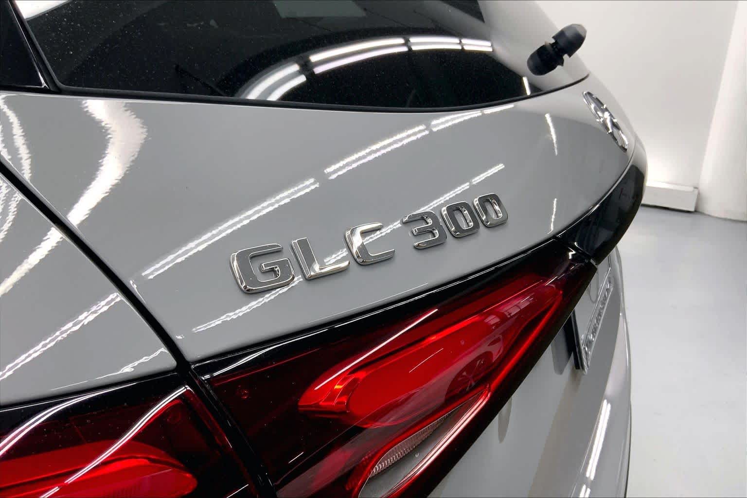 2027 Mercedes-Benz GLC 300 SUV