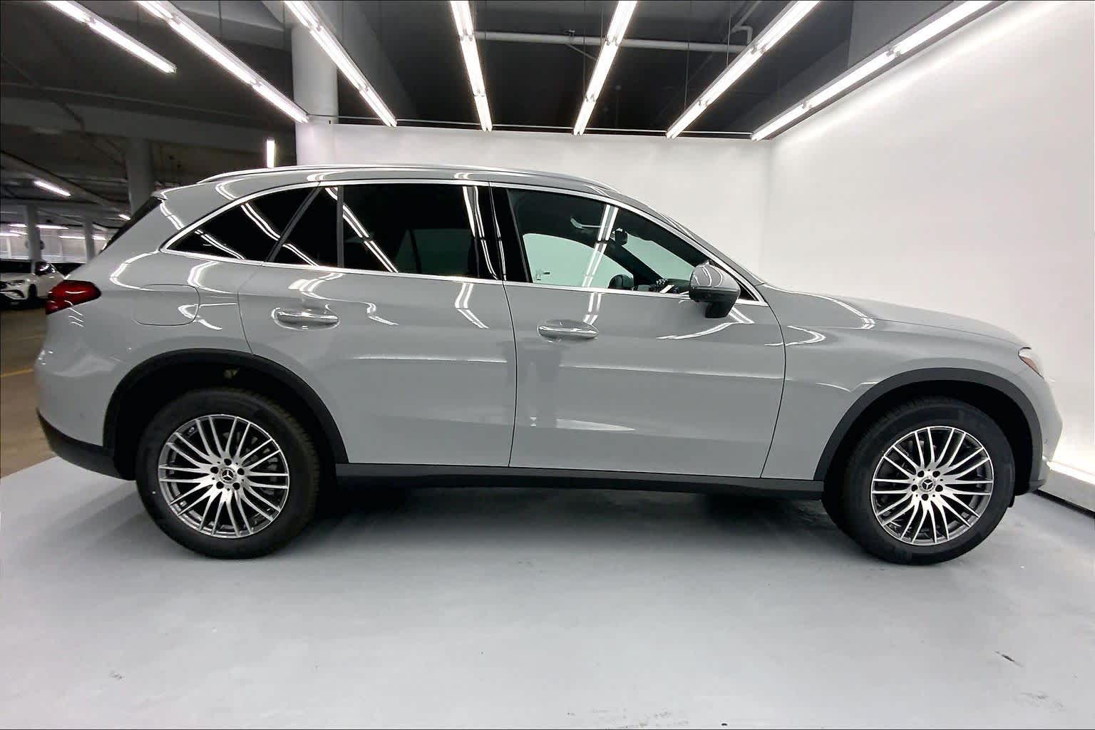 2026 Mercedes-Benz GLC 300 SUV