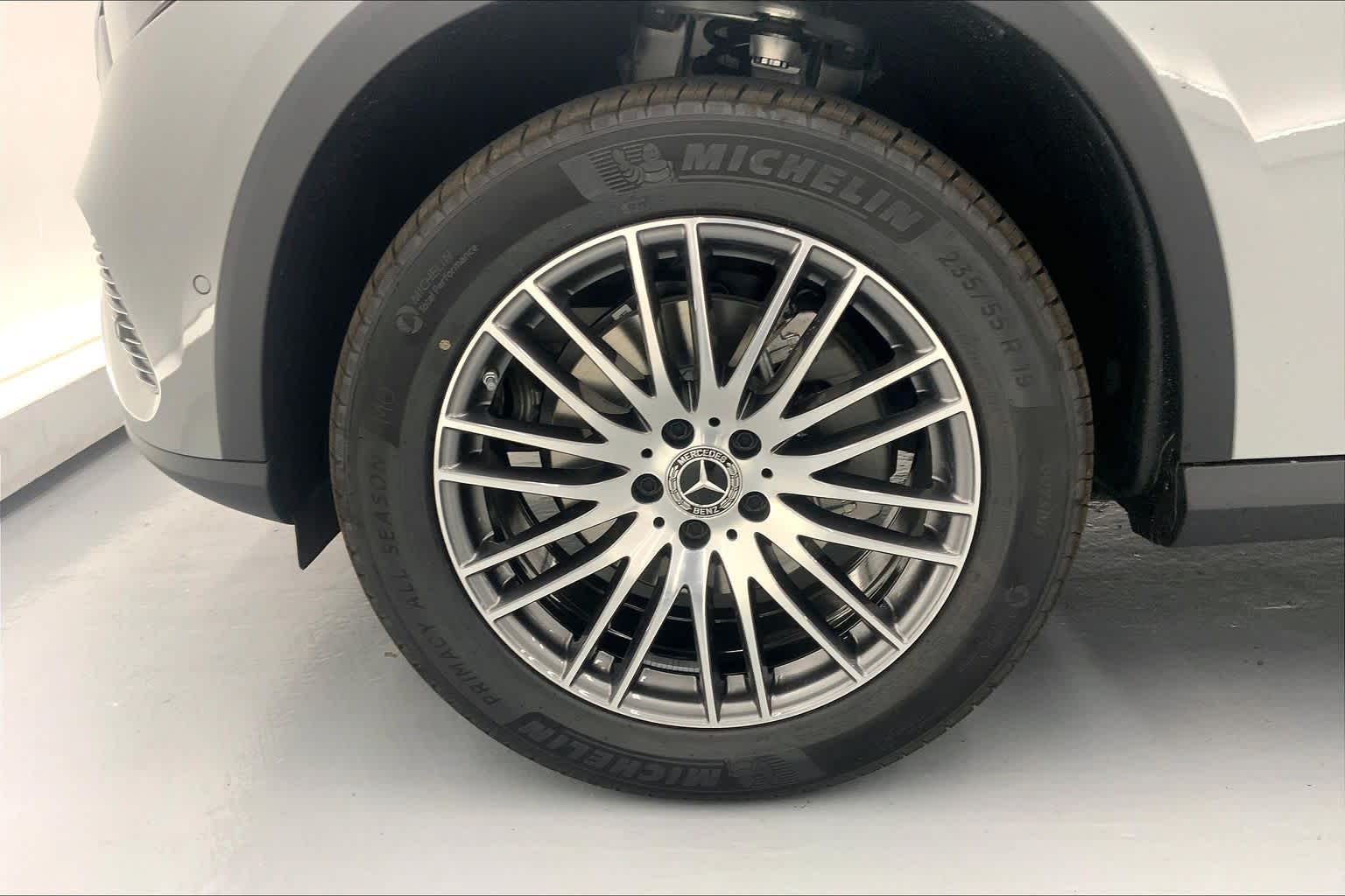 2026 Mercedes-Benz GLC 300 SUV