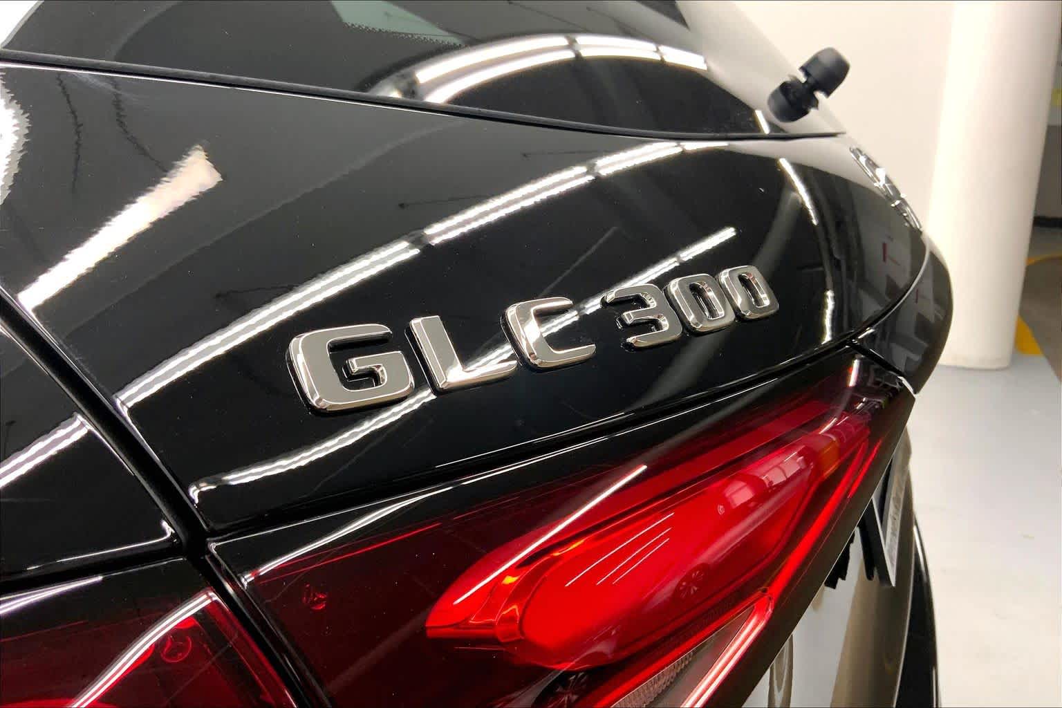 2026 Mercedes-Benz GLC 300 SUV