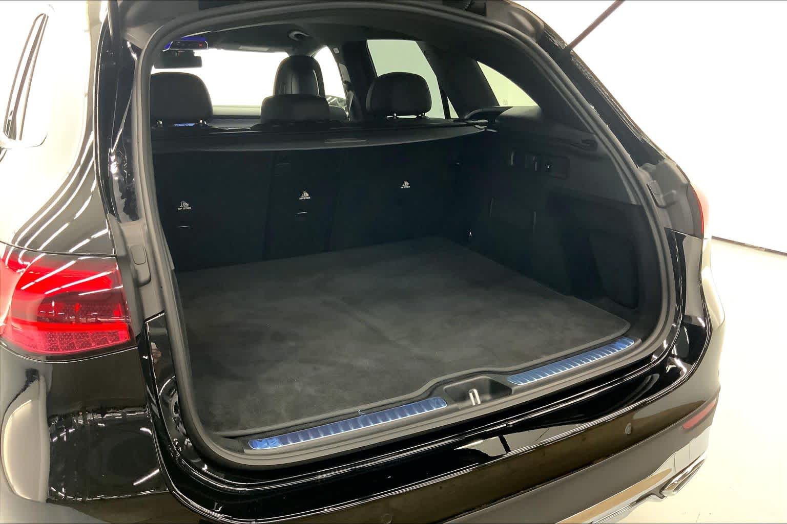 2026 Mercedes-Benz GLC 300 SUV