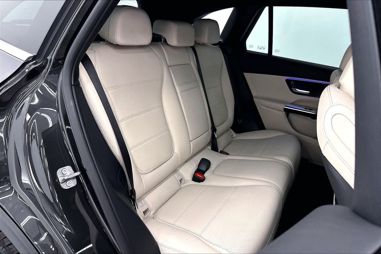 2027 Mercedes-Benz GLC 300 SUV