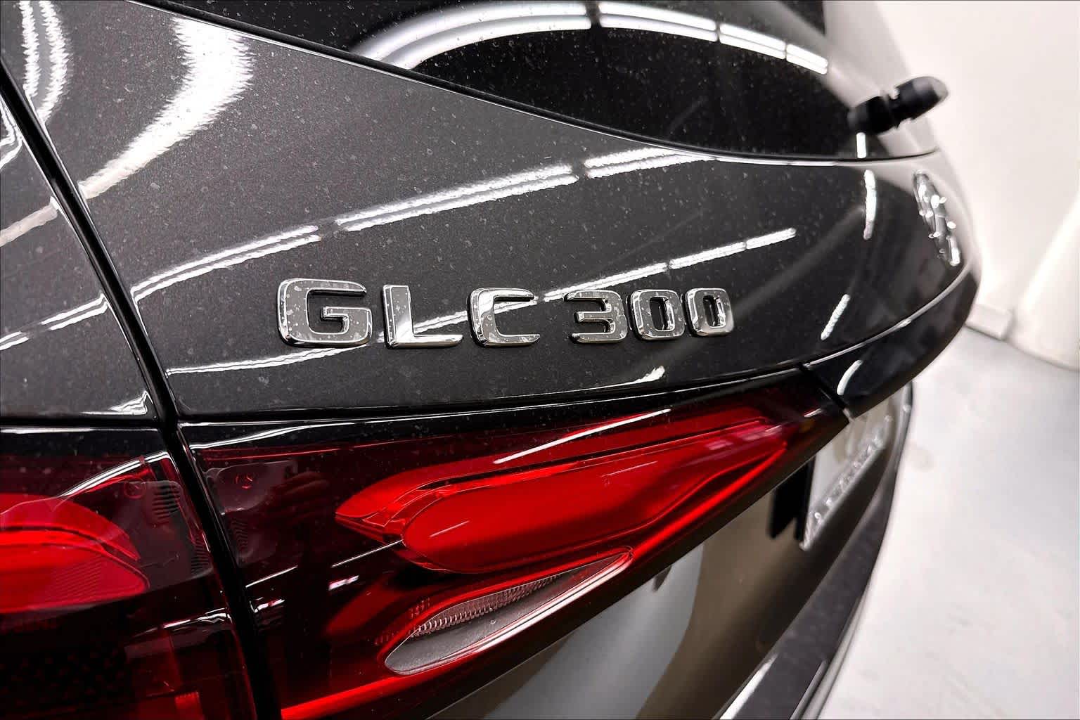 2027 Mercedes-Benz GLC 300 SUV