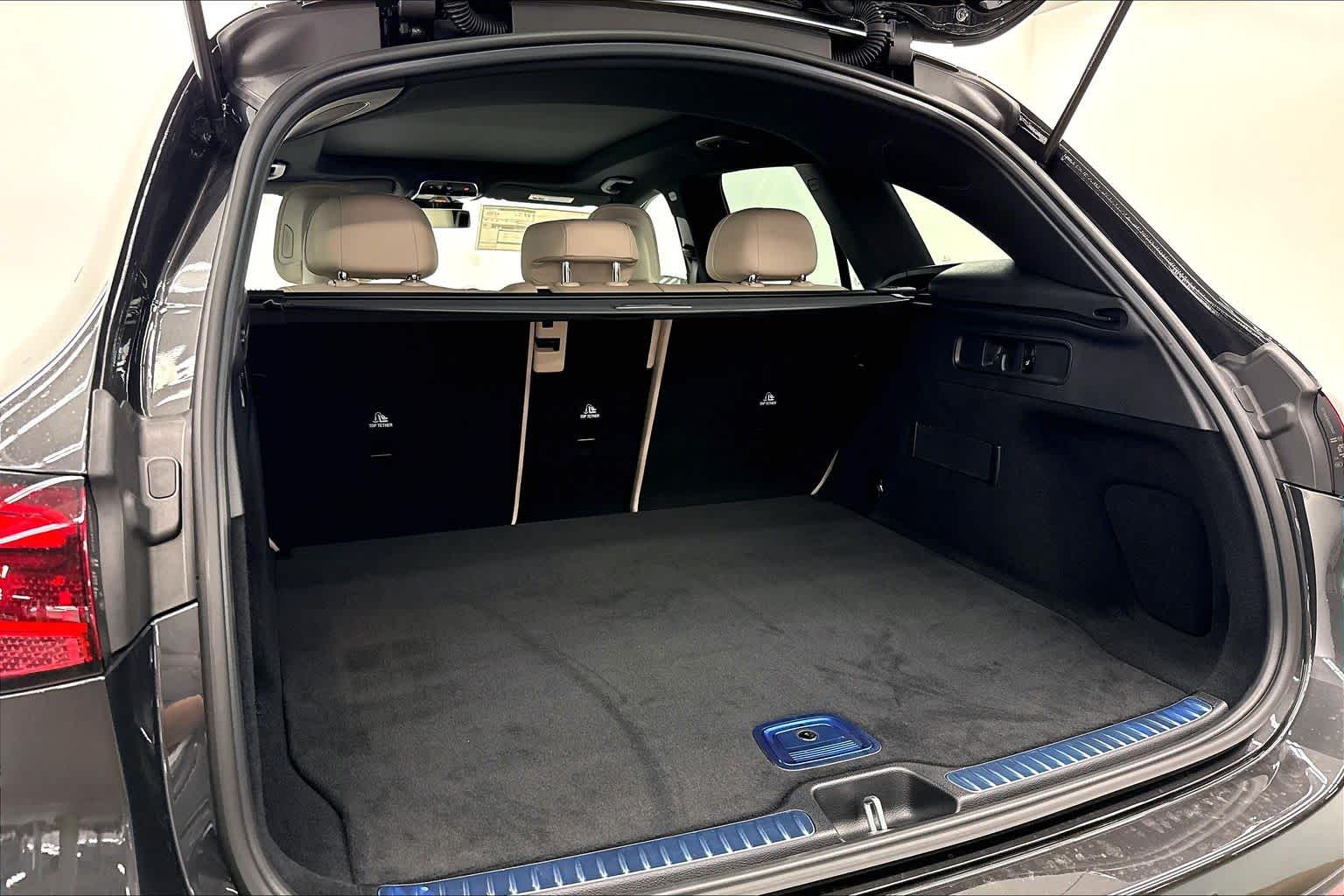 2027 Mercedes-Benz GLC 300 SUV