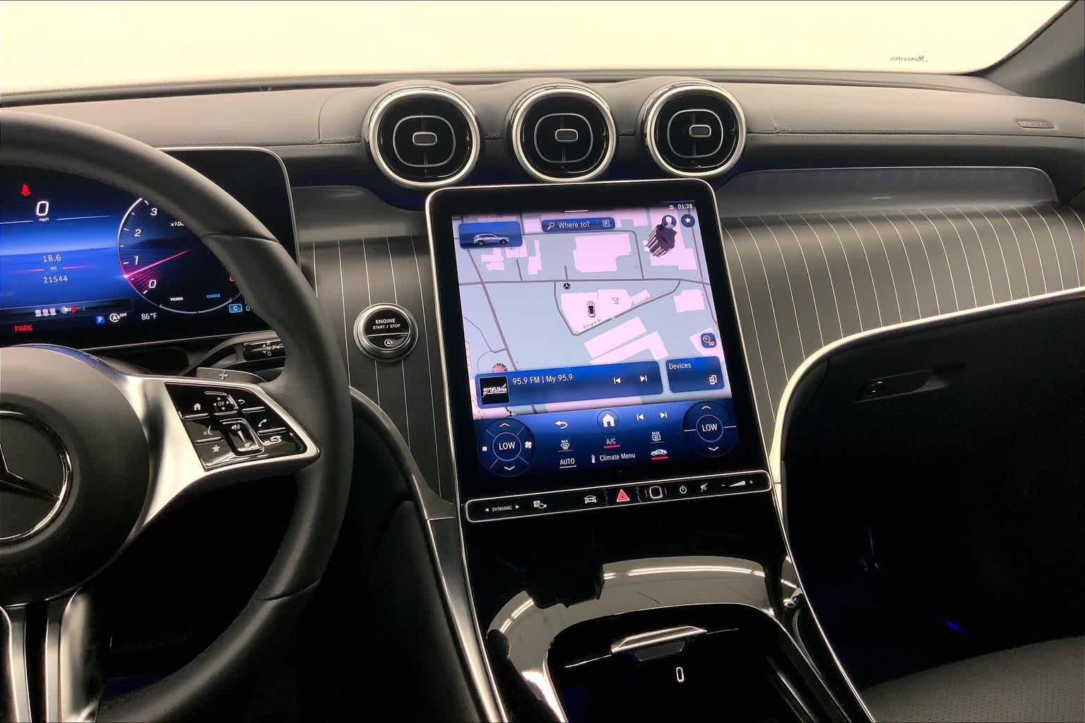2024 Mercedes-Benz GLC 300 SUV
