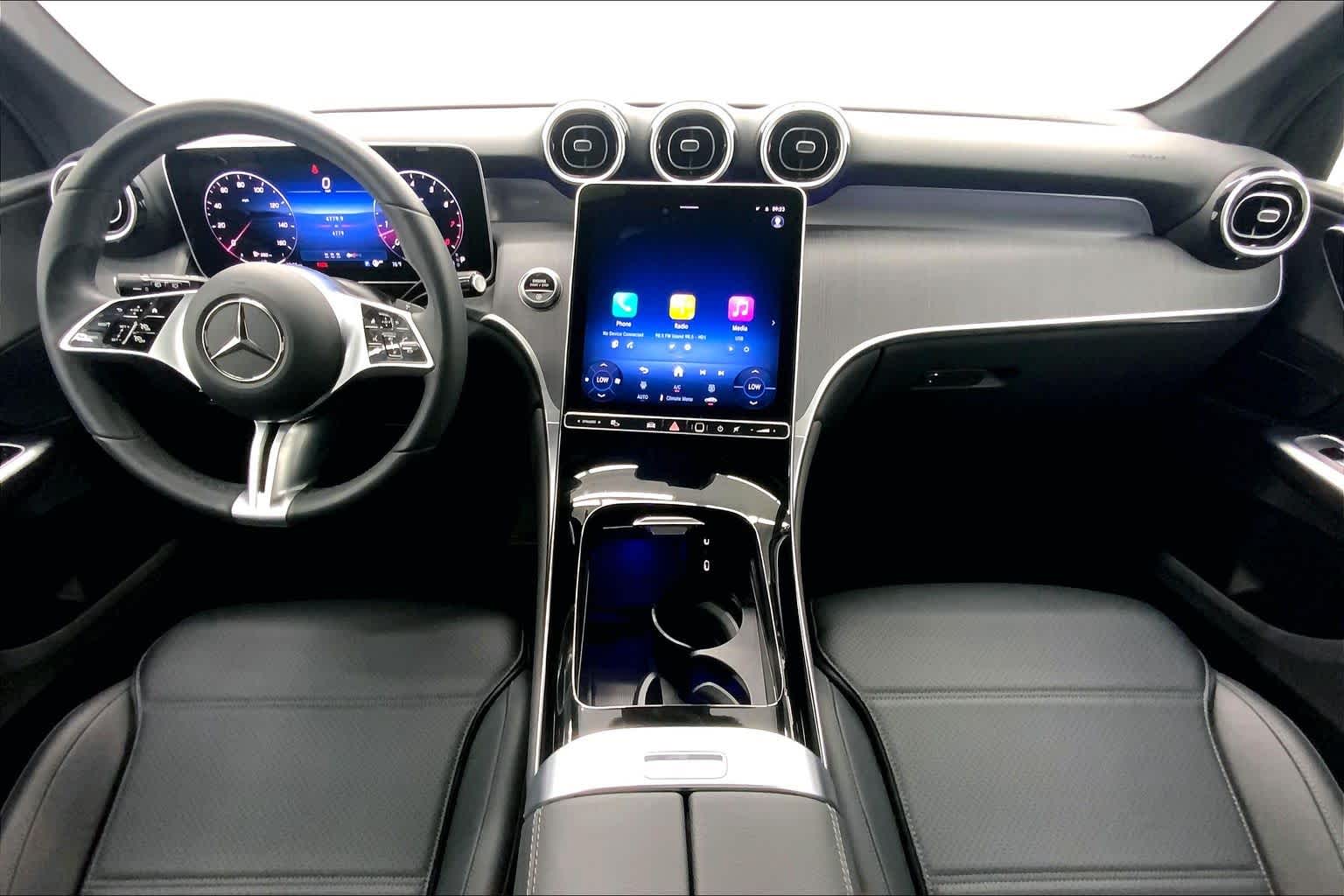 2025 Mercedes-Benz GLC GLC 300