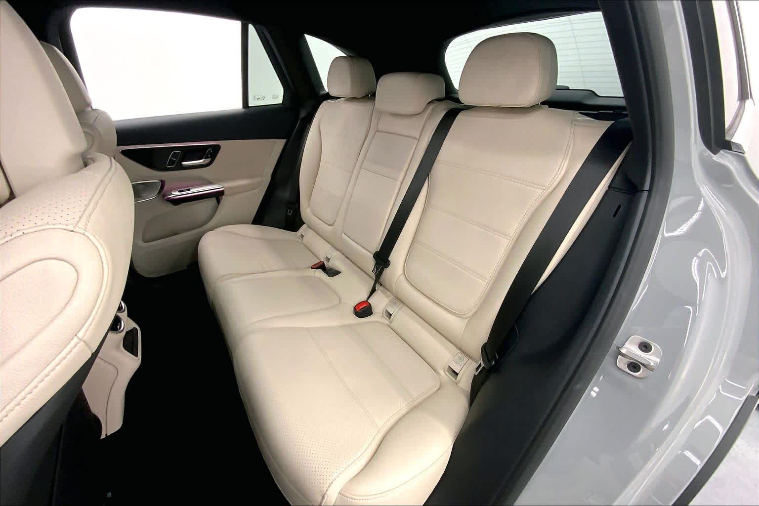 2026 Mercedes-Benz GLC 300 SUV