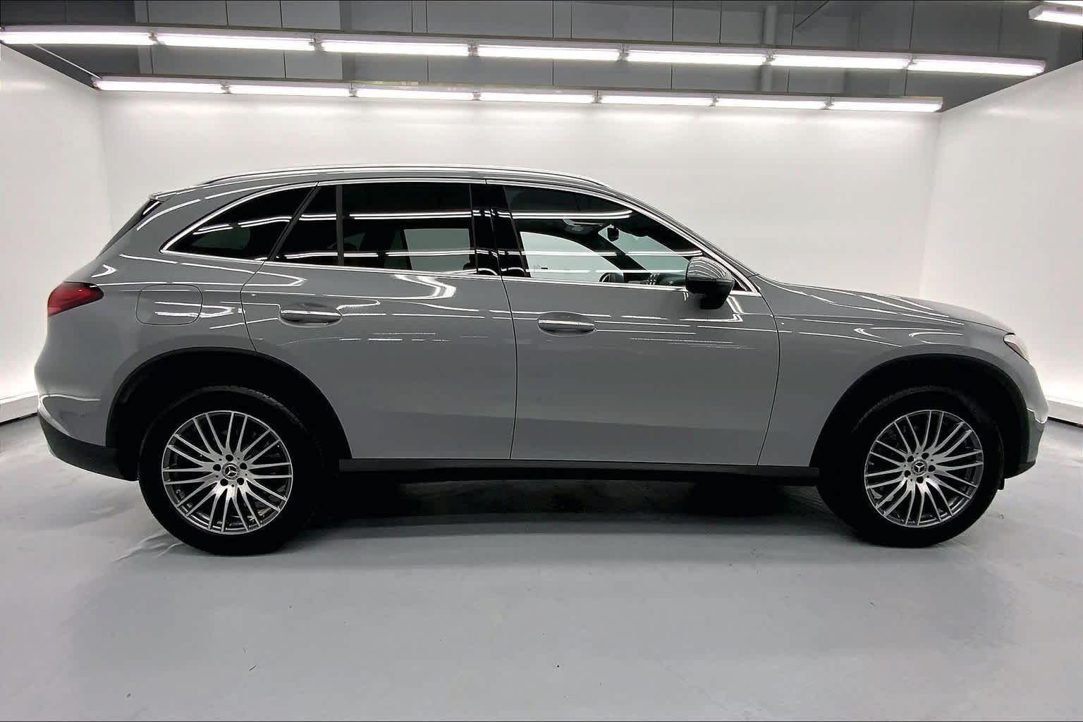 2026 Mercedes-Benz GLC 300 SUV