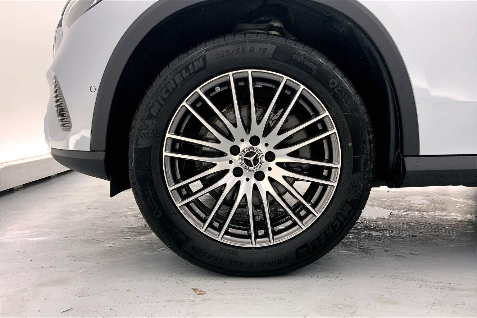 2026 Mercedes-Benz GLC 300 SUV