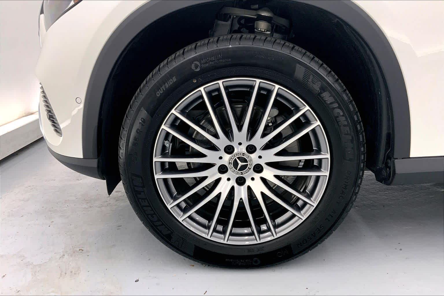 2026 Mercedes-Benz GLC 300 SUV