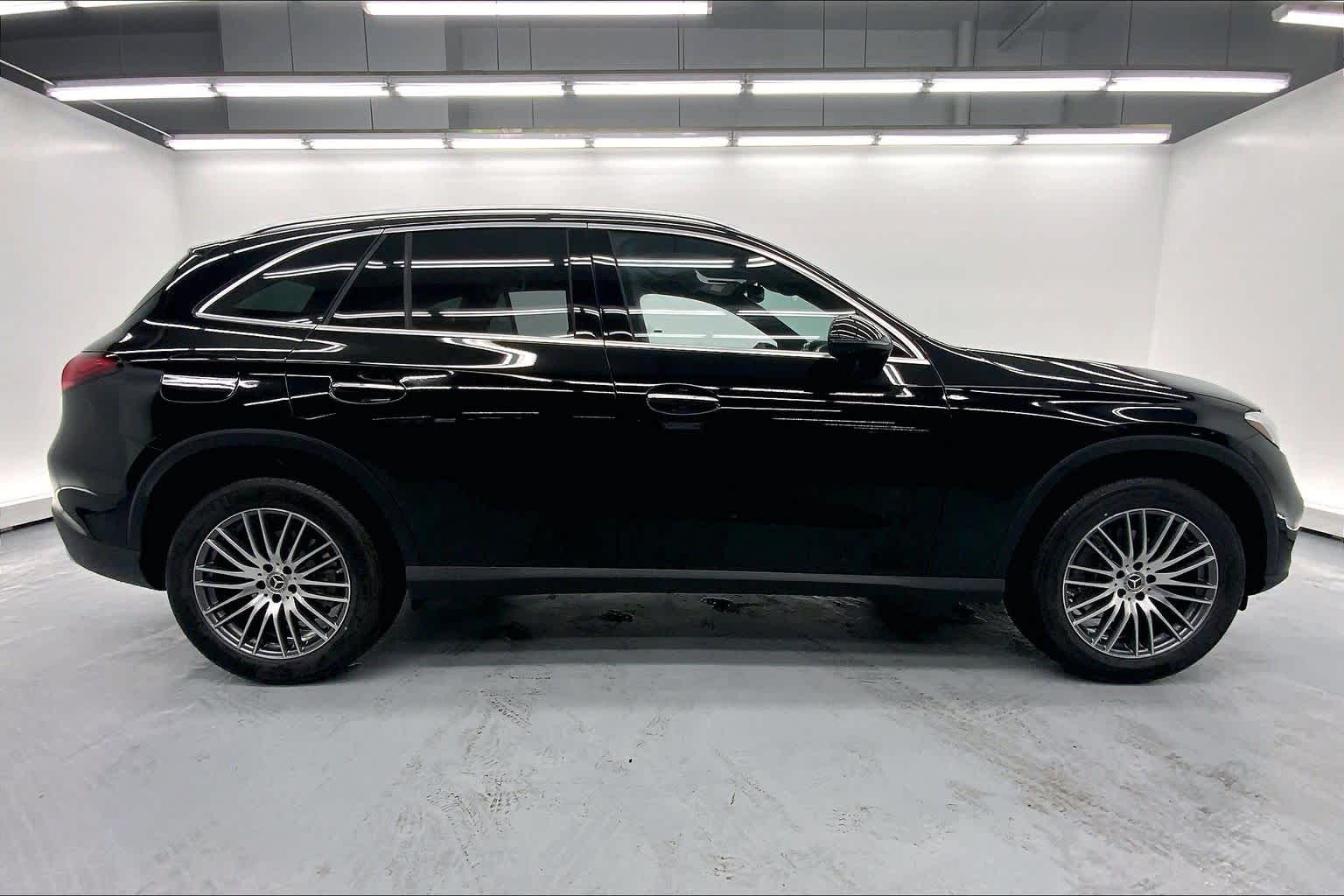 2026 Mercedes-Benz GLC 300 GLC 300