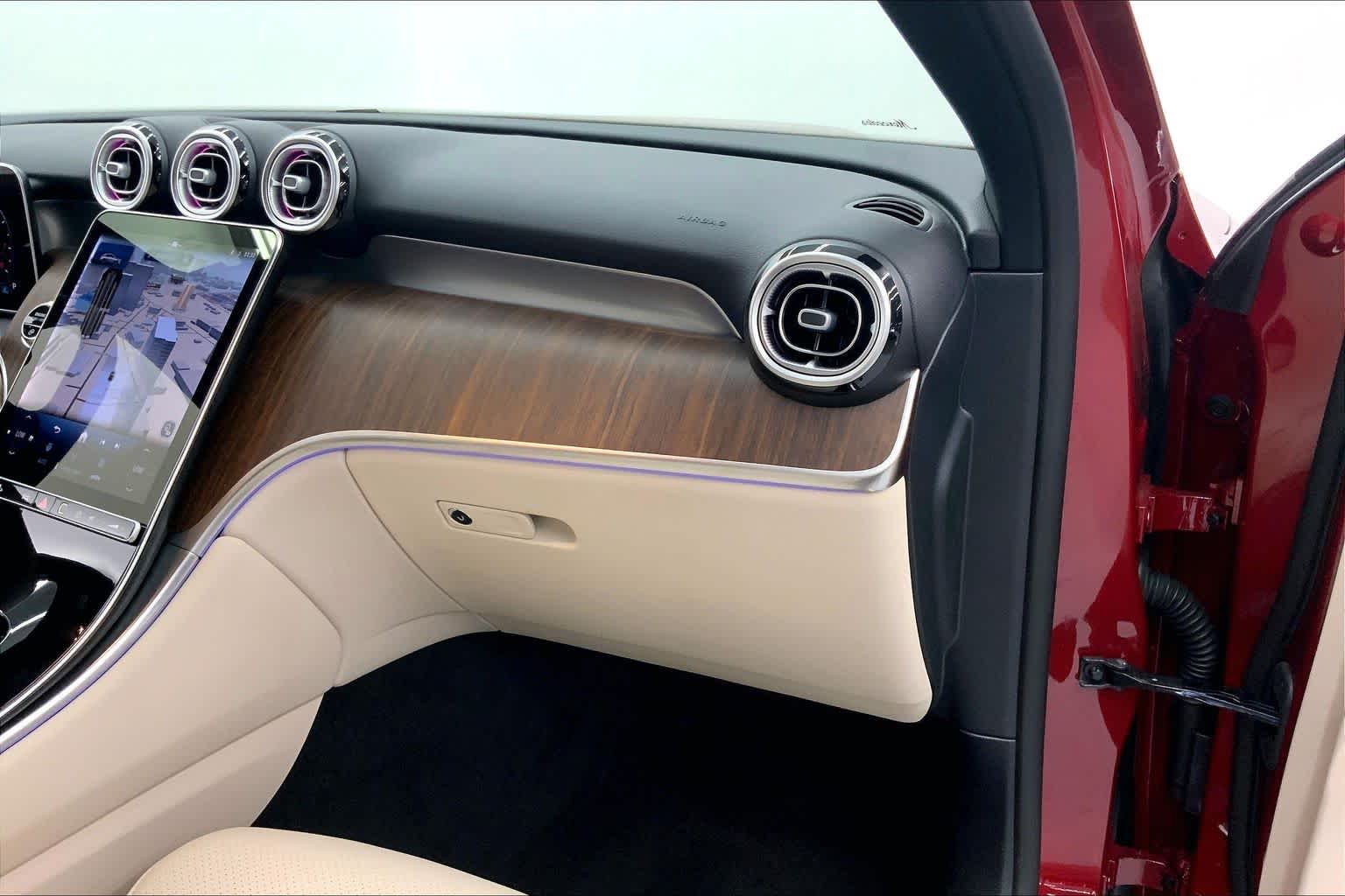 2026 Mercedes-Benz GLC 300 SUV