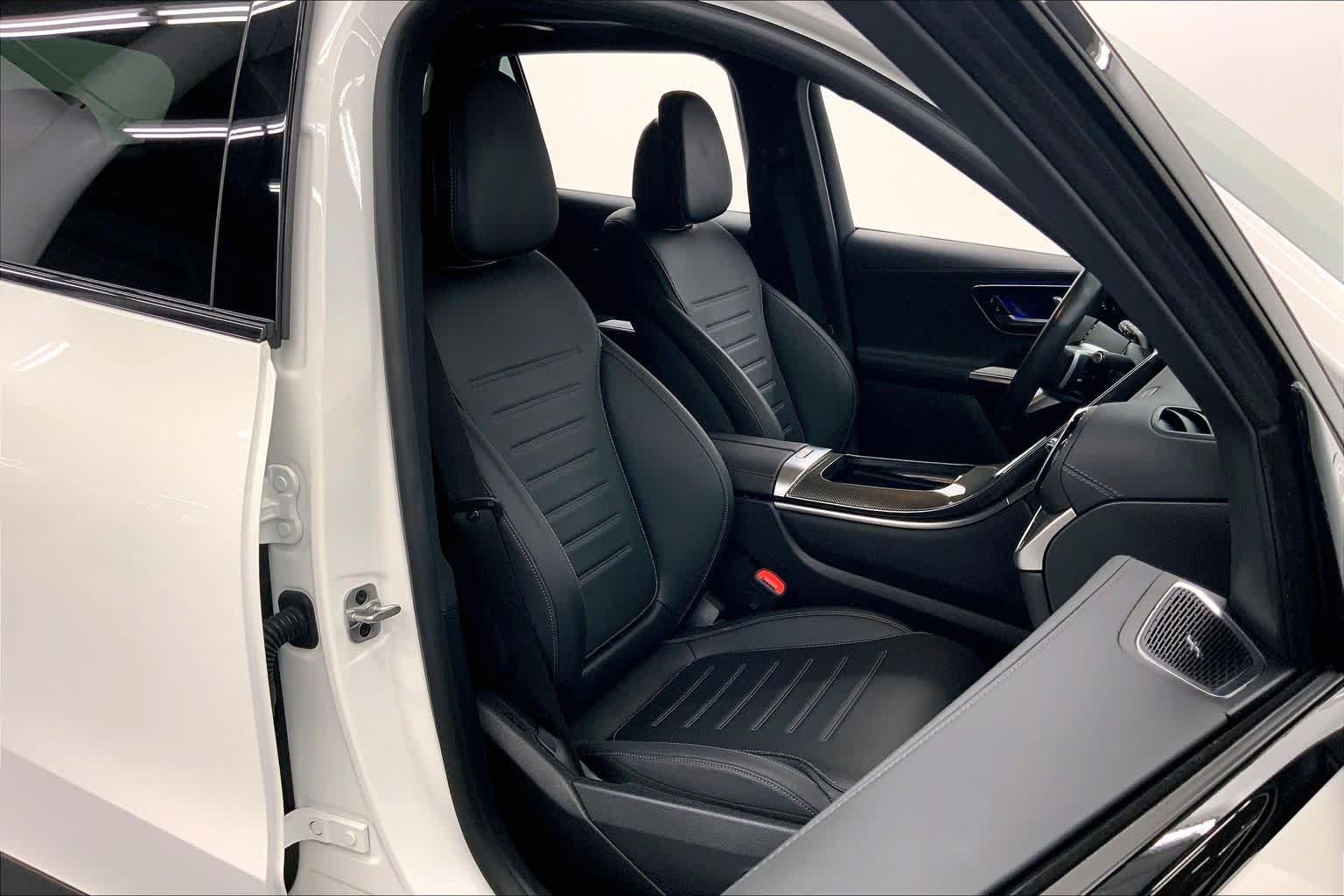 2024 Mercedes-Benz GLC 300 SUV