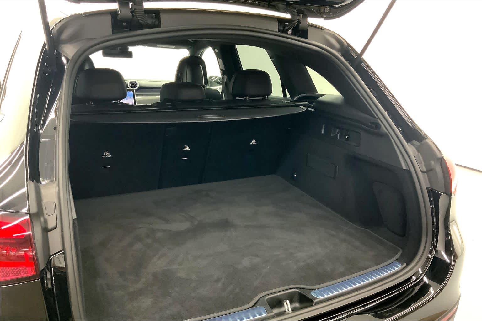 2025 Mercedes-Benz GLC GLC 300