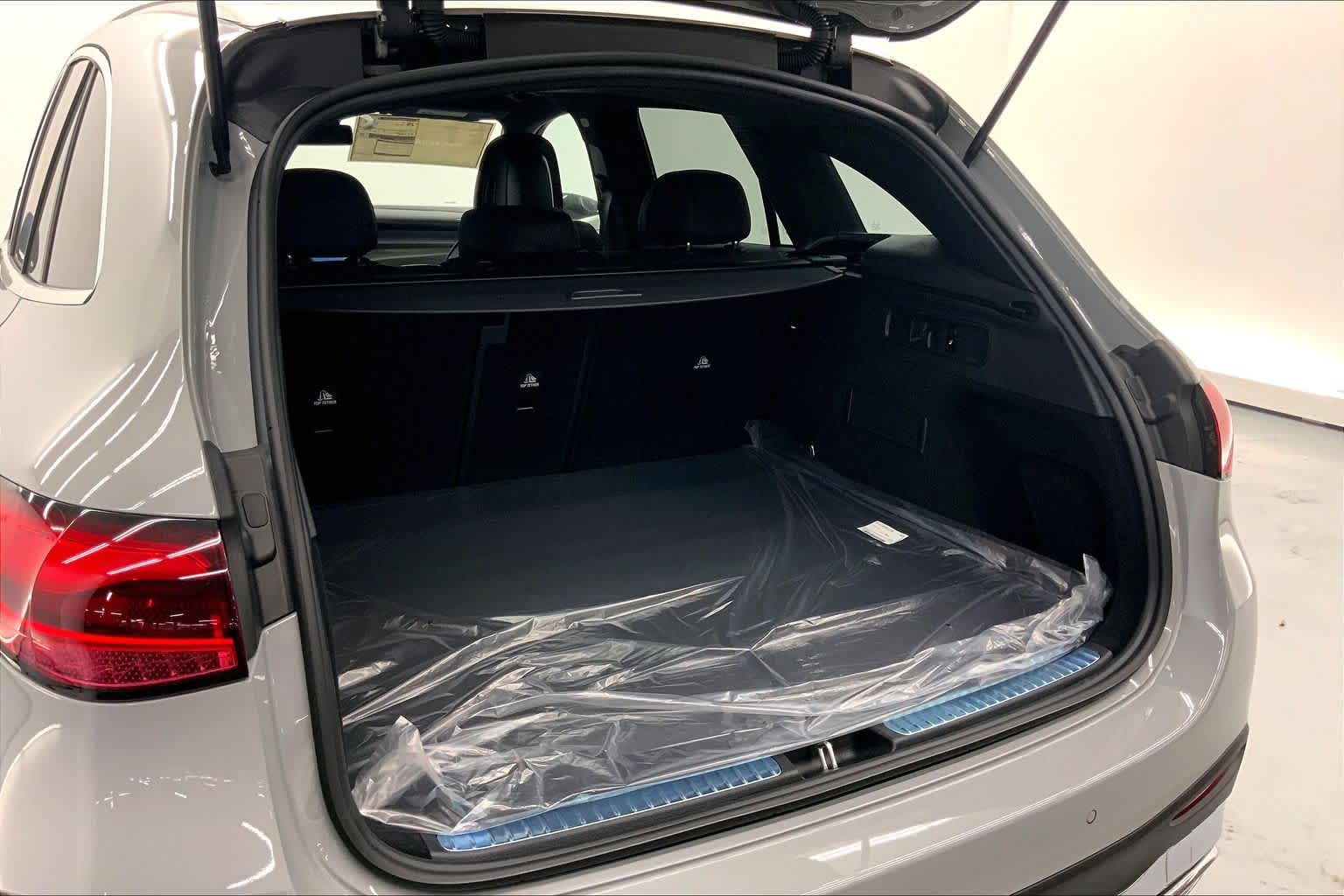 2026 Mercedes-Benz GLC 300 SUV