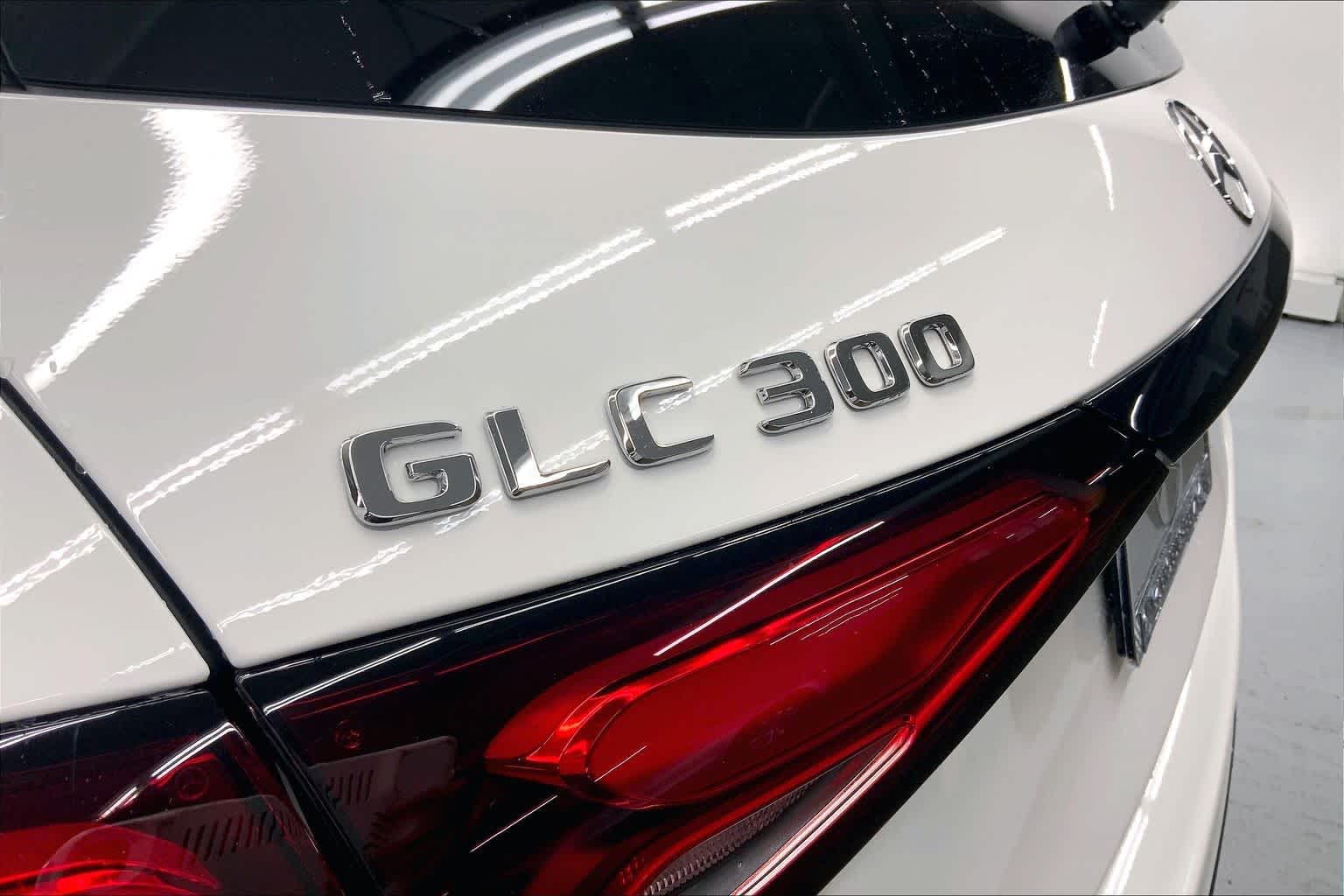 2026 Mercedes-Benz GLC 300 SUV