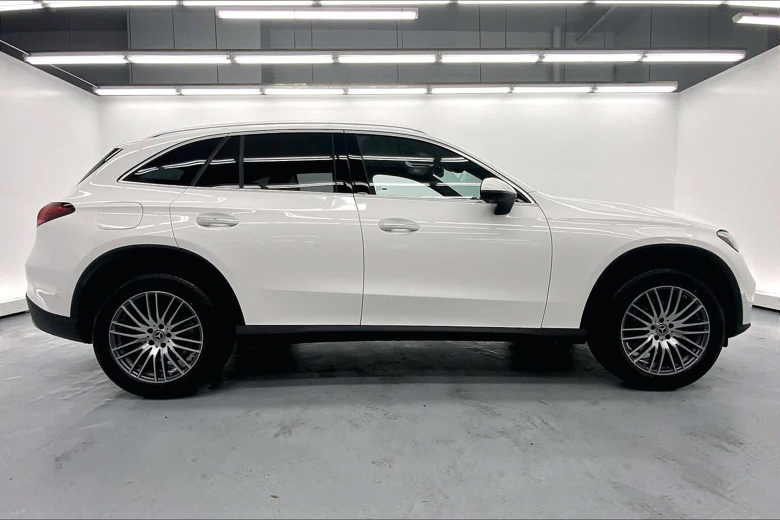 2026 Mercedes-Benz GLC 300 SUV