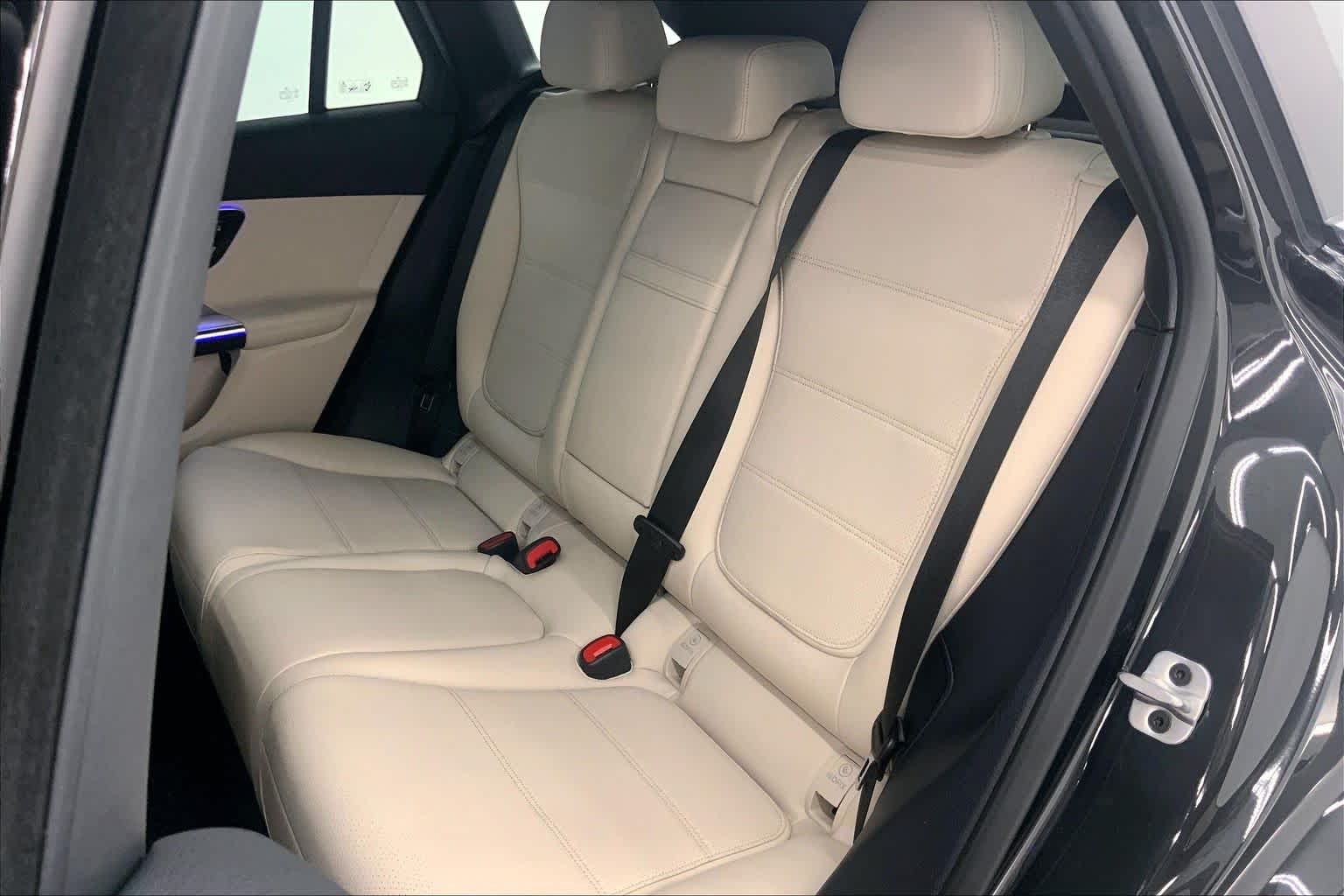 2026 Mercedes-Benz GLC 300 SUV