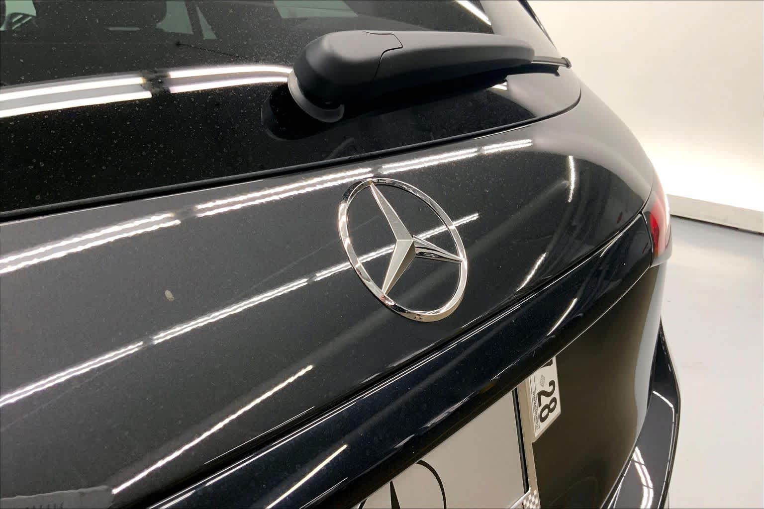 2026 Mercedes-Benz GLC 300 SUV