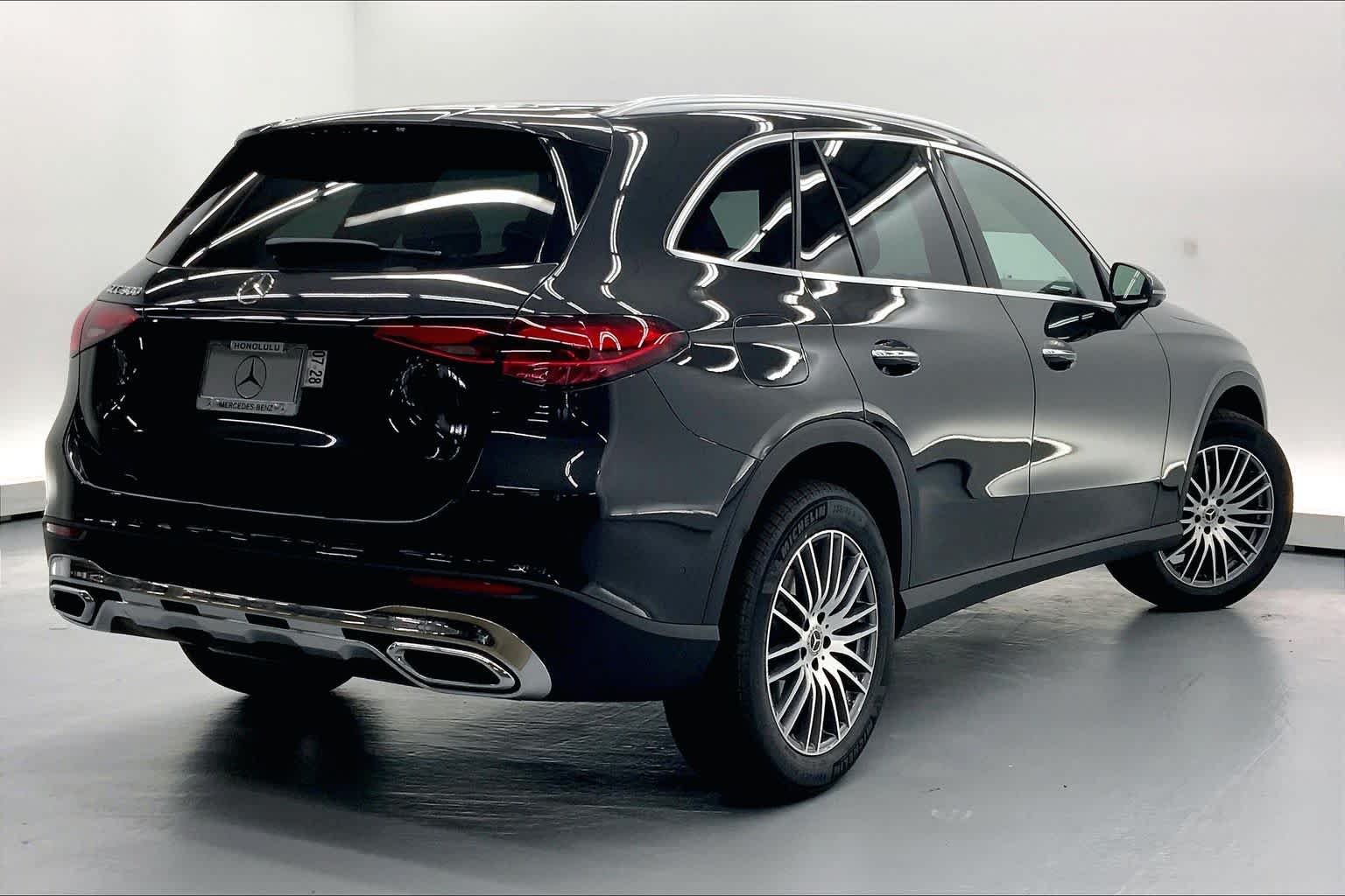2026 Mercedes-Benz GLC 300 SUV