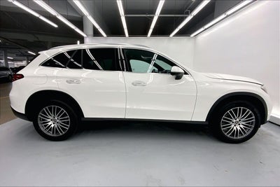 2026 Mercedes-Benz GLC 300 SUV