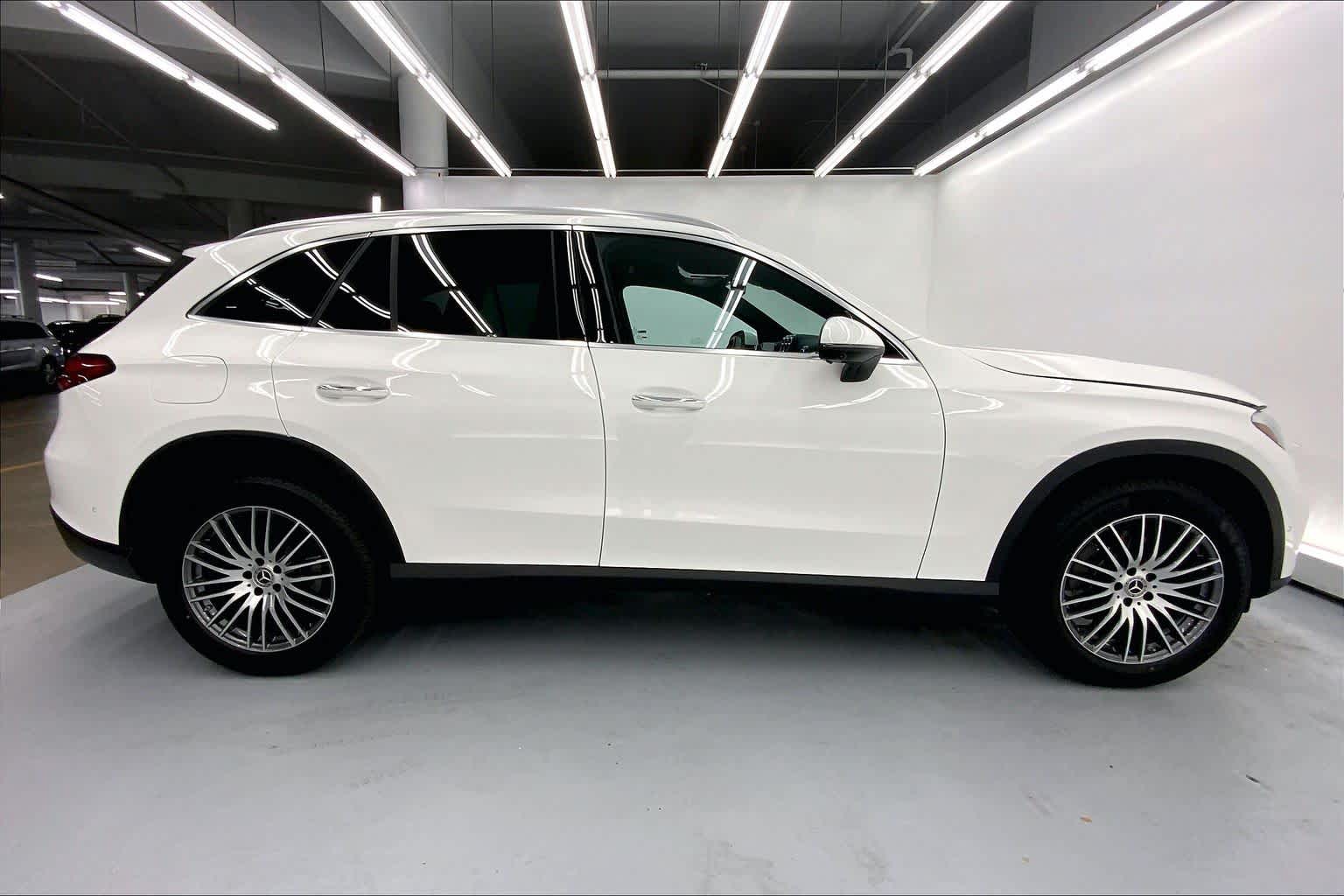 2026 Mercedes-Benz GLC 300 SUV