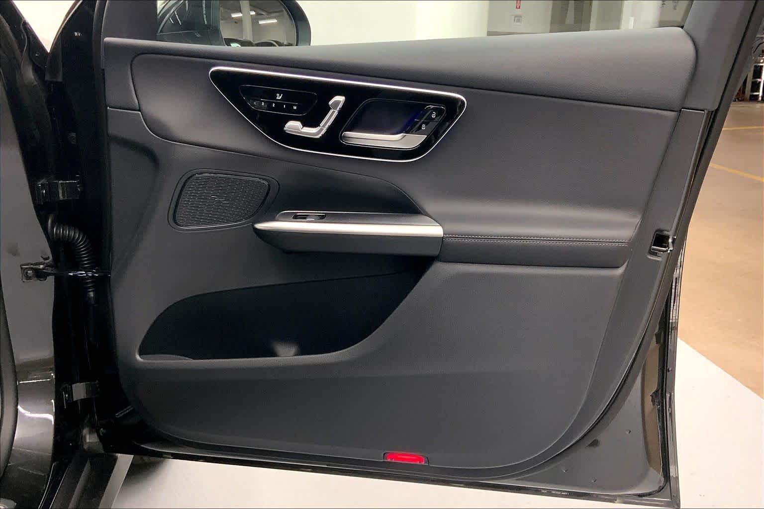 2026 Mercedes-Benz GLC 300 SUV